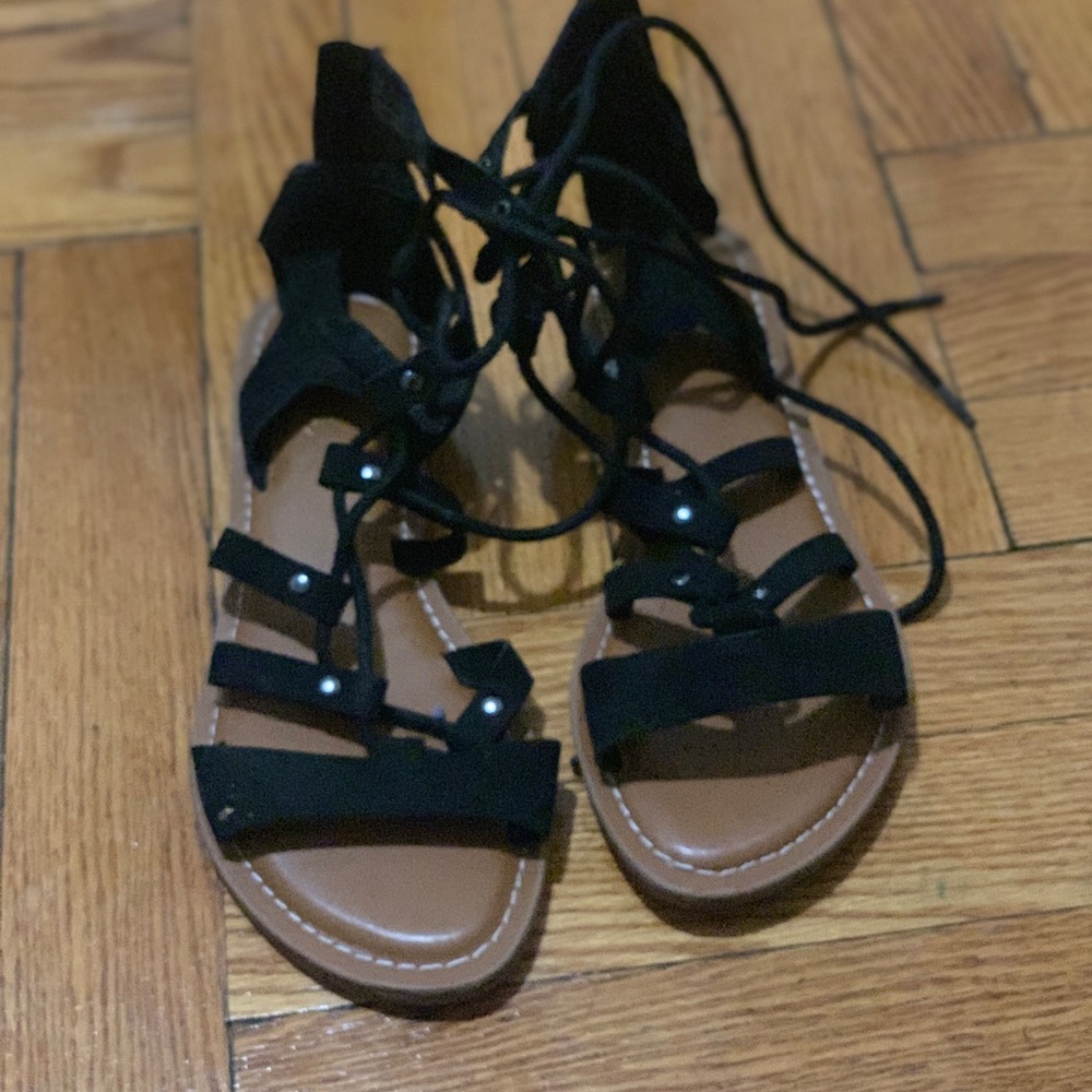 Black sandals